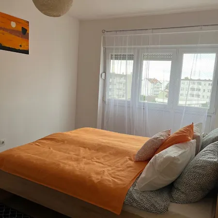 Apartment Zoe I Pet Friendly I Self Check In Osijek Exterior photo