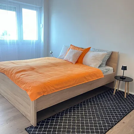 Apartment Zoe I Pet Friendly I Self Check In Osijek Exterior photo